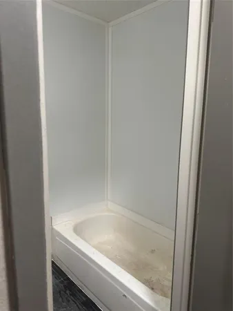 $305,000 | 101 Seminole Street, Tye, TX 79563