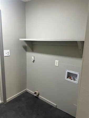 $305,000 | 101 Seminole Street, Tye, TX 79563