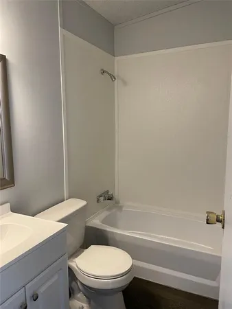 $305,000 | 101 Seminole Street, Tye, TX 79563