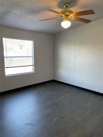 $305,000 | 101 Seminole Street, Tye, TX 79563