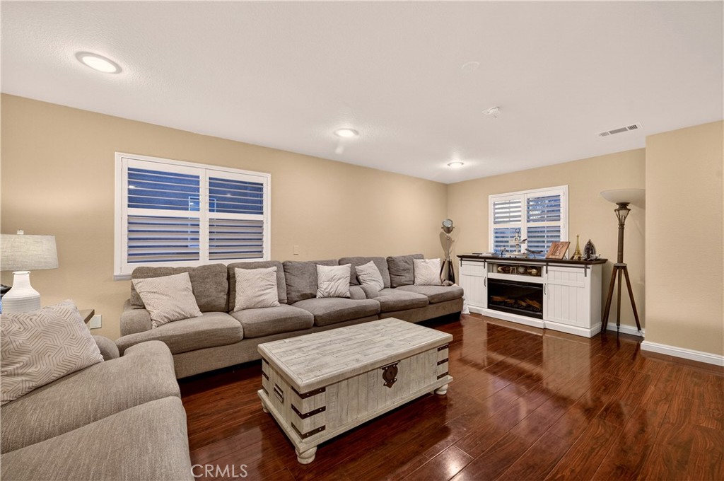 17388 Hawkwood Drive Riverside, CA 92503 - Photo 22 of 47