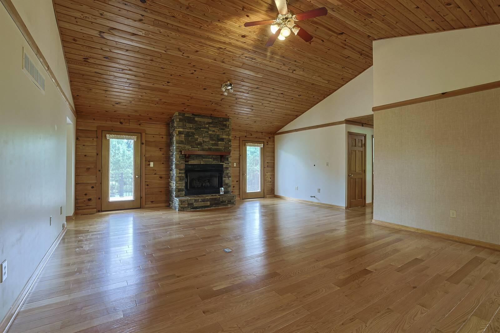 2776 Longbranch Road Union, KY 41091 - Photo 5 of 37 006-Living-Room