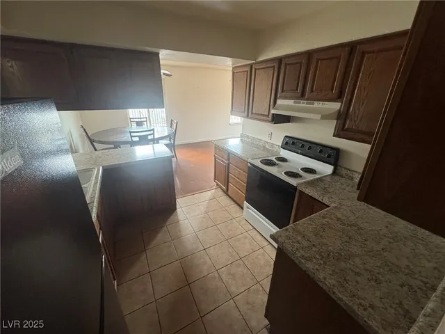 $1,250 | 3520 Cambridge Street, Unit 4, Las Vegas, NV 89169