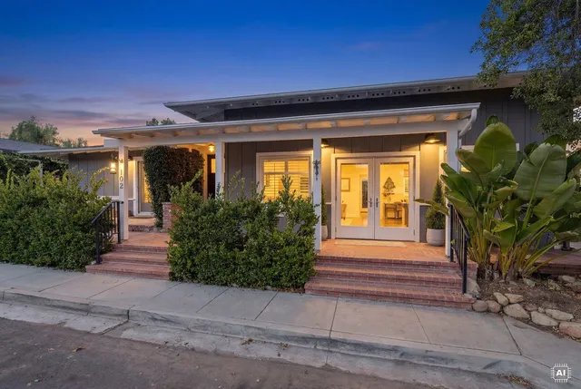 $1,799,000 | 102 West Matilija Street, Ojai, CA 93023
