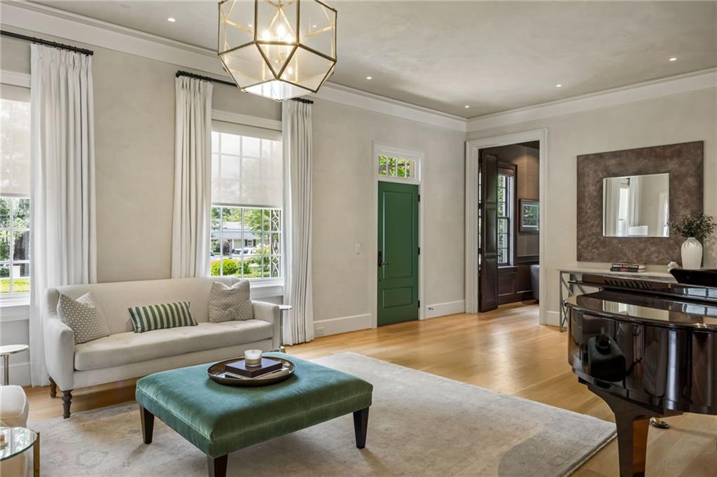 2629 Ashford Road Northeast Atlanta, GA 30319 - Photo 8 of 85