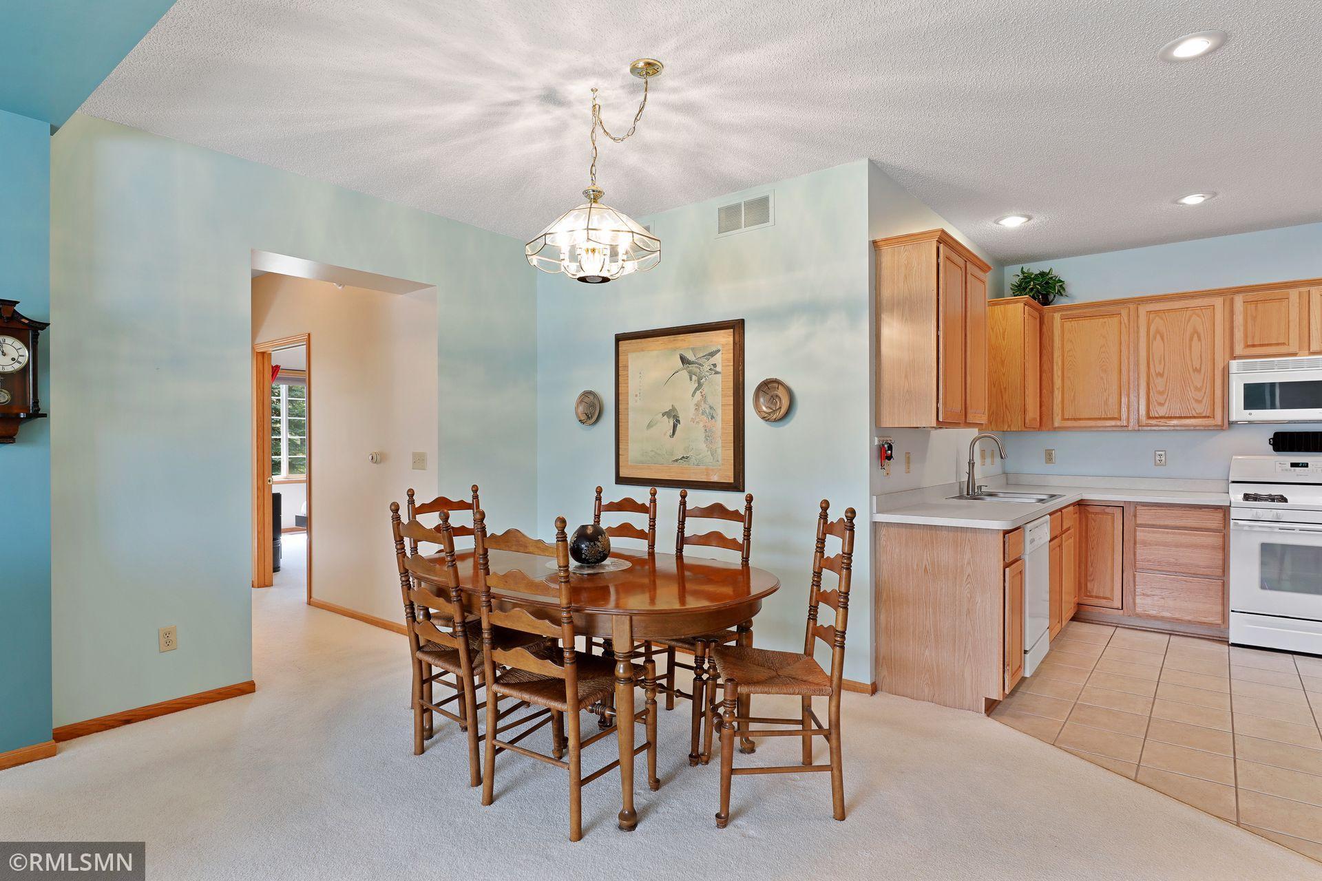 5933 Prairie Ridge Drive Shoreview, MN 55126 - Photo 11 of 27 Gallery Image 11
