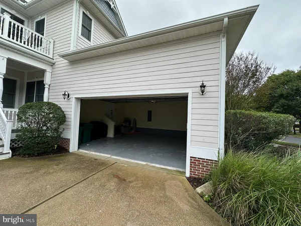 $925,000 | 11655 Resort Drive, Selbyville, DE 19975