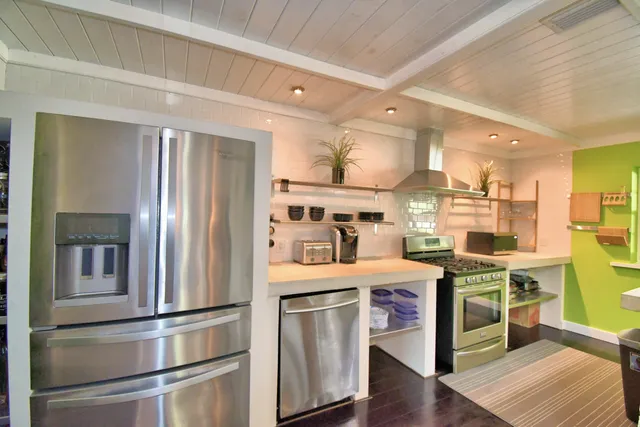 $324,900 | 3450 Palm Avenue, Hialeah, FL 33012