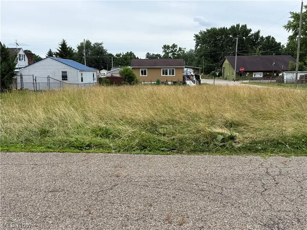 $4,475 | 2616 Taft Avenue Northeast, Canton, OH 44705