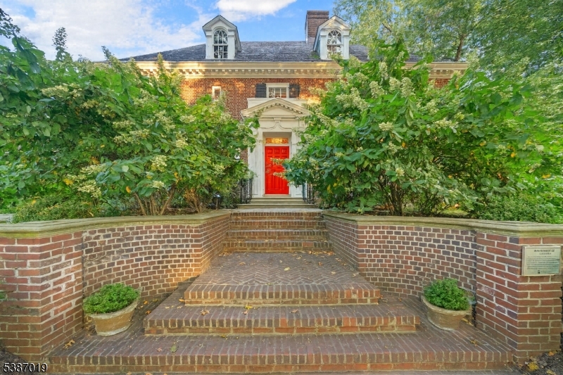655 Lake Street Newark, NJ 07104 - Photo 2 of 49 a view of front door of house