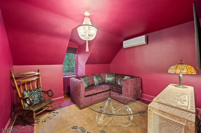 $8,500 | 655 Lake Street, Newark, NJ 07104