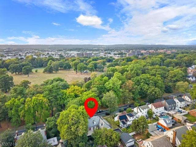 $8,500 | 655 Lake Street, Newark, NJ 07104