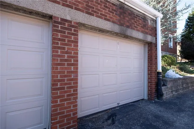 $189,900 | 721 Roselawn Avenue, Unit C5, Pittsburgh, PA 15228