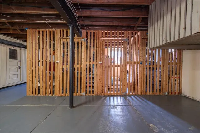 $189,900 | 721 Roselawn Avenue, Unit C5, Pittsburgh, PA 15228