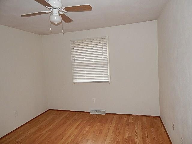 1916 Beulah Road Churchill, PA 15235 - Photo 11 of 19 Gallery Image 11