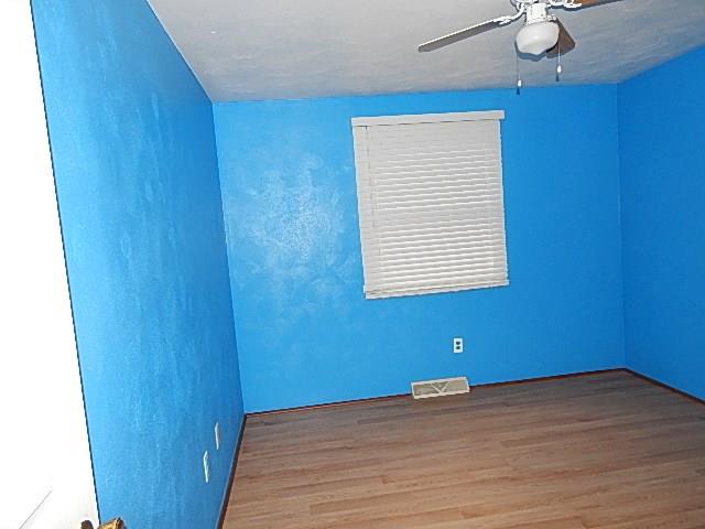 1916 Beulah Road Churchill, PA 15235 - Photo 13 of 19 Gallery Image 13