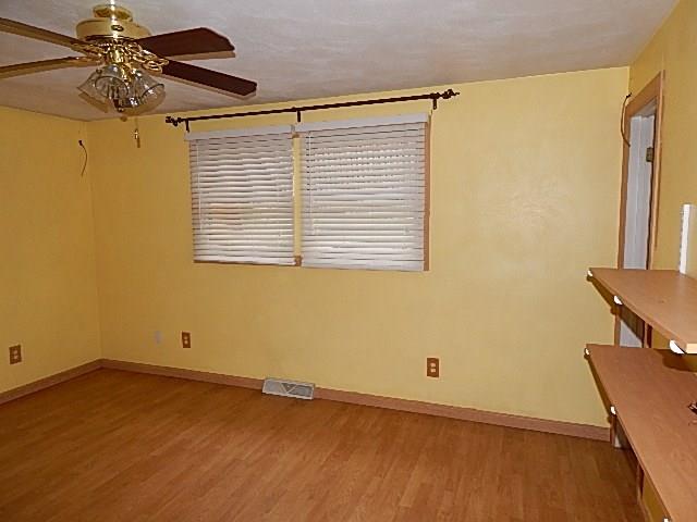 1916 Beulah Road Churchill, PA 15235 - Photo 8 of 19 Gallery Image 8