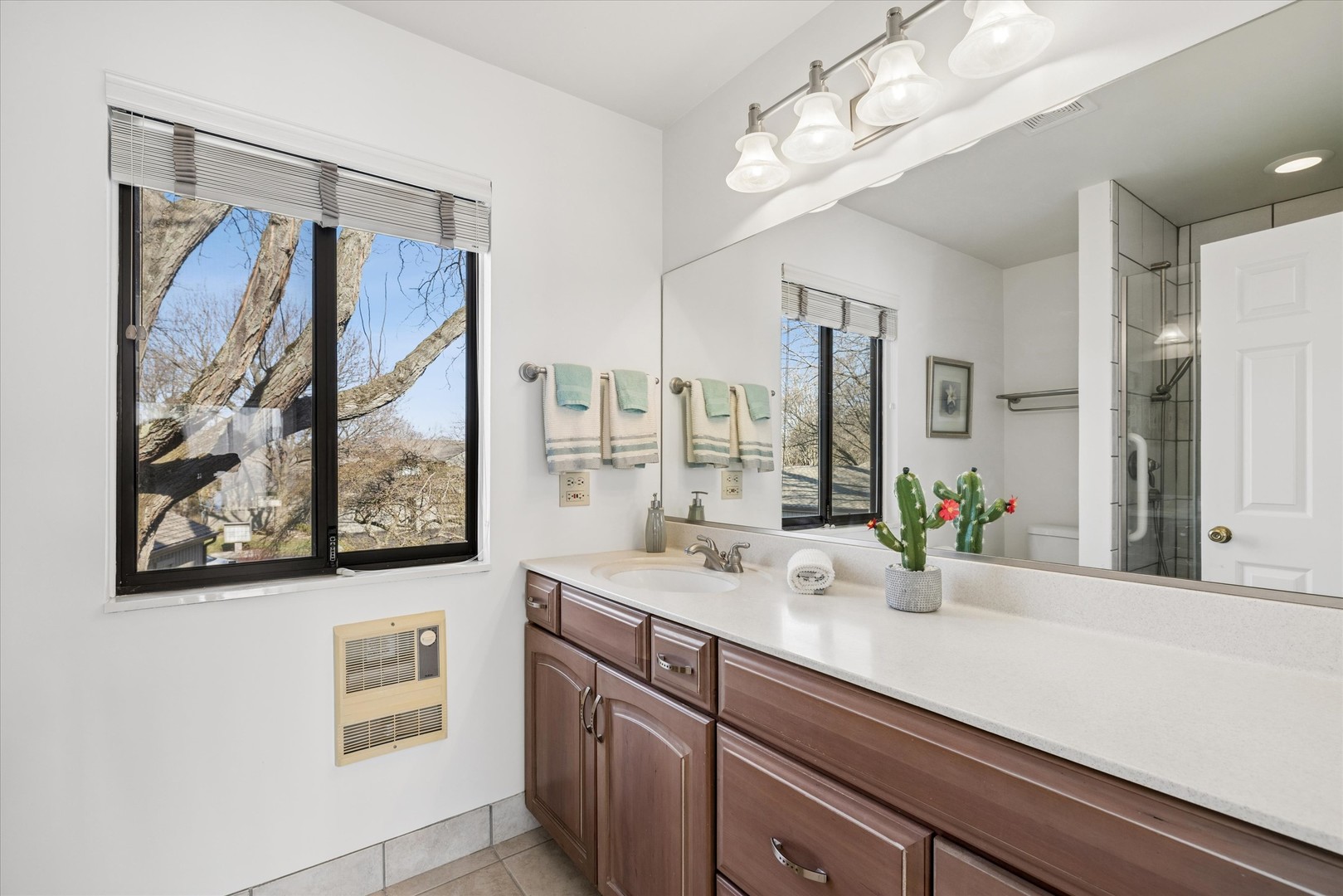 404 Shoreline Road, Unit 298 Lake Barrington, IL 60010 - Photo 12 of 25