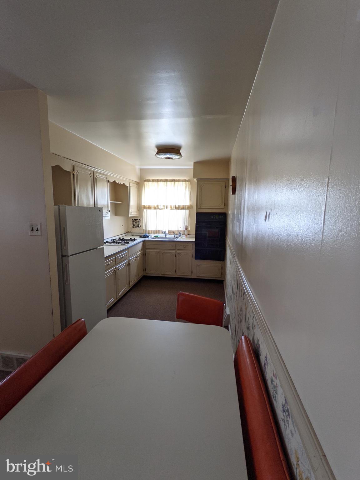 1158 Morefield Road Philadelphia, PA 19115 - Photo 12 of 17