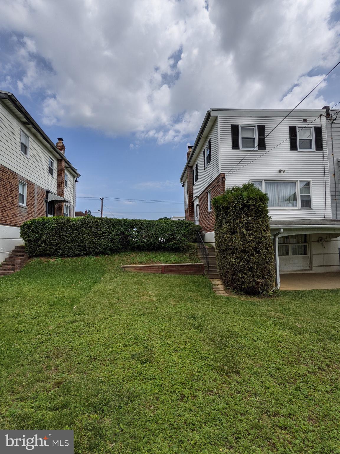 1158 Morefield Road Philadelphia, PA 19115 - Photo 5 of 17