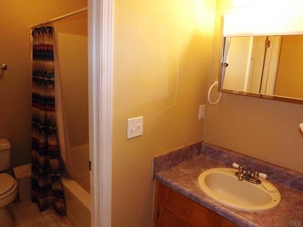 4835 East Spencer Field Road Pace, FL 32571 - Photo 10 of 25 Gallery Image 10