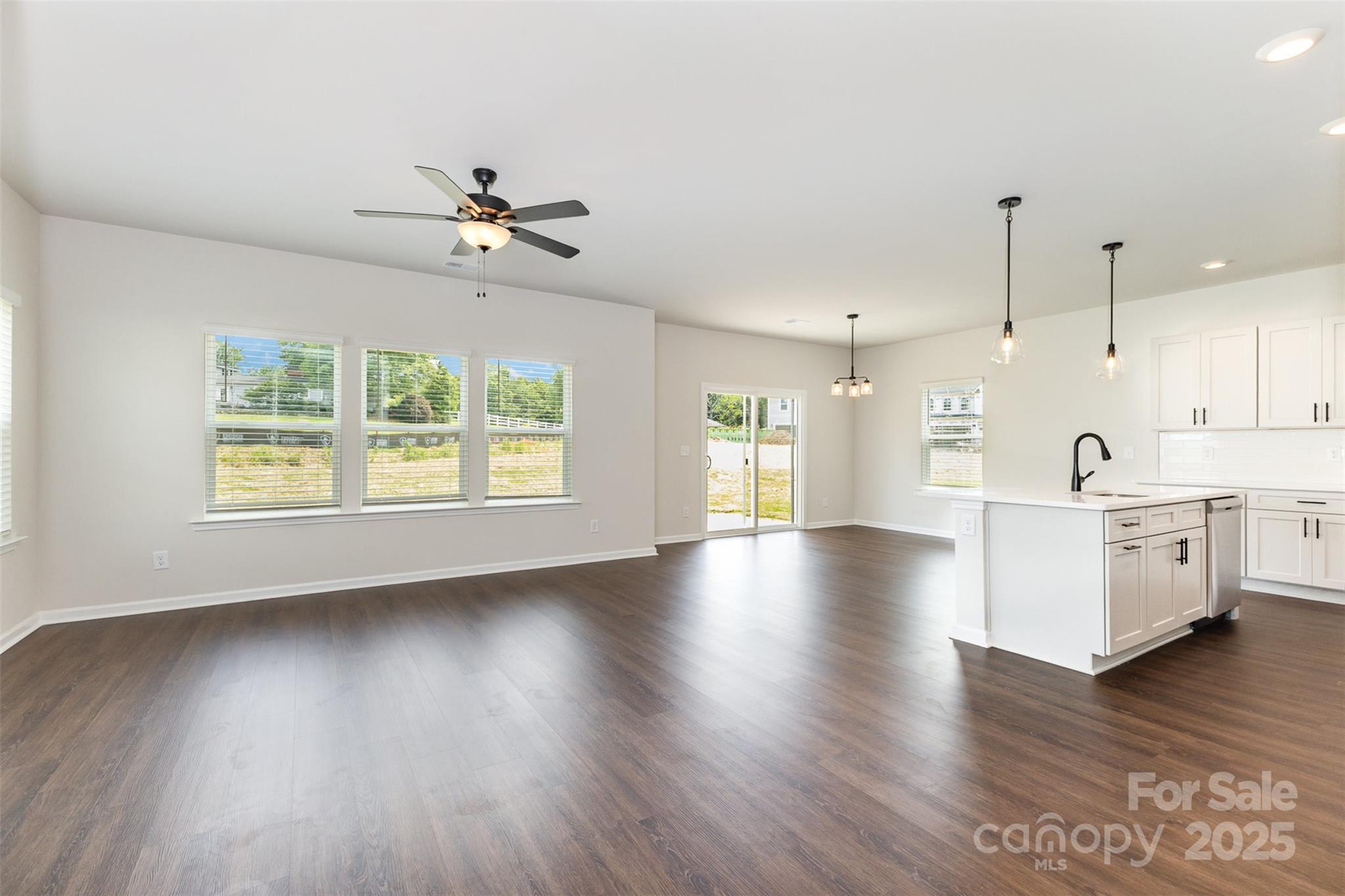 1205 Cathey Road Charlotte, NC 28214 - Photo 2 of 34