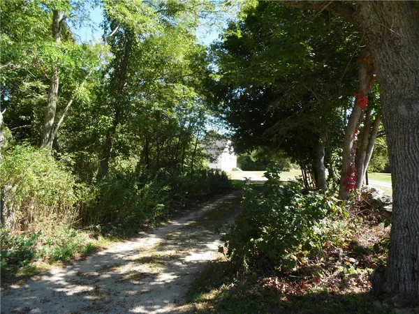 $2,800 | 182 Westerly Bradford Road, Westerly, RI 02891