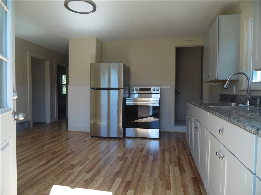 182 Westerly Bradford Road Westerly, RI 02891 - Photo 2 of 16