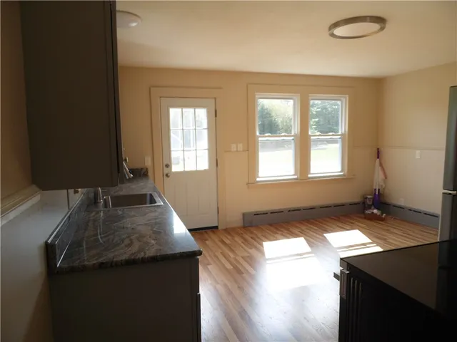 $2,800 | 182 Westerly Bradford Road, Westerly, RI 02891