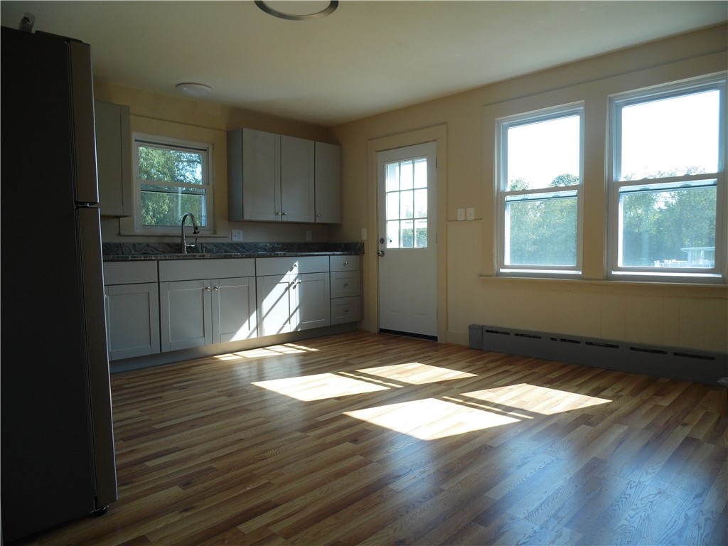 182 Westerly Bradford Road Westerly, RI 02891 - Photo 6 of 16