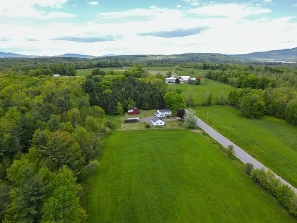 $499,999 | 856 Weeks Mills Road, New Sharon, ME 04955