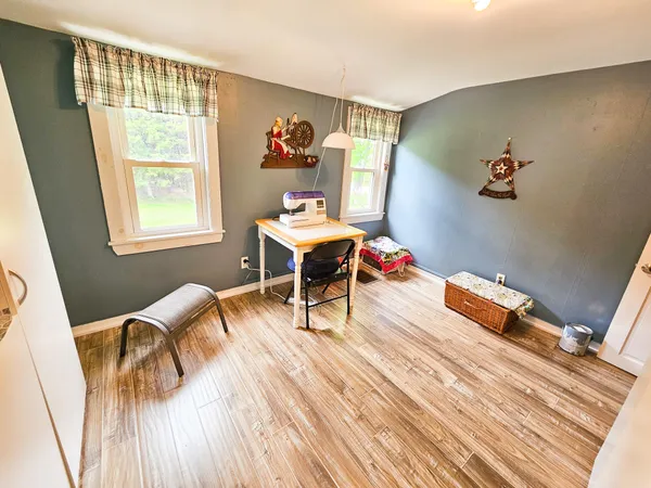 $499,999 | 856 Weeks Mills Road, New Sharon, ME 04955