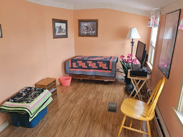 $499,999 | 856 Weeks Mills Road, New Sharon, ME 04955