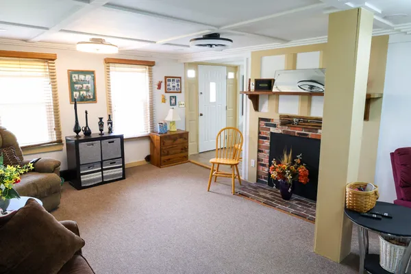 $499,999 | 856 Weeks Mills Road, New Sharon, ME 04955
