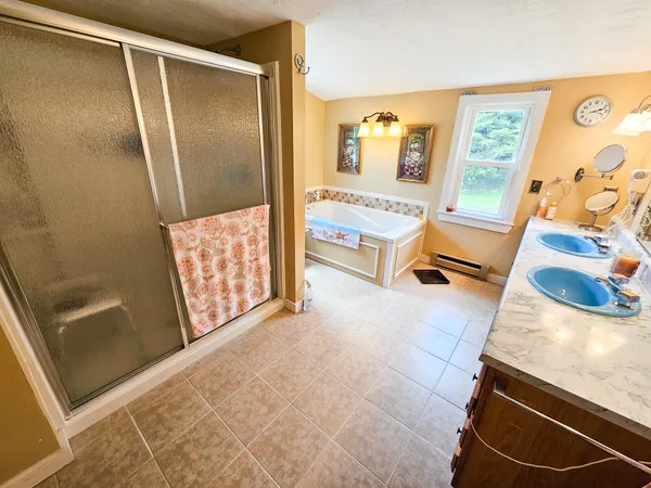 $499,999 | 856 Weeks Mills Road, New Sharon, ME 04955
