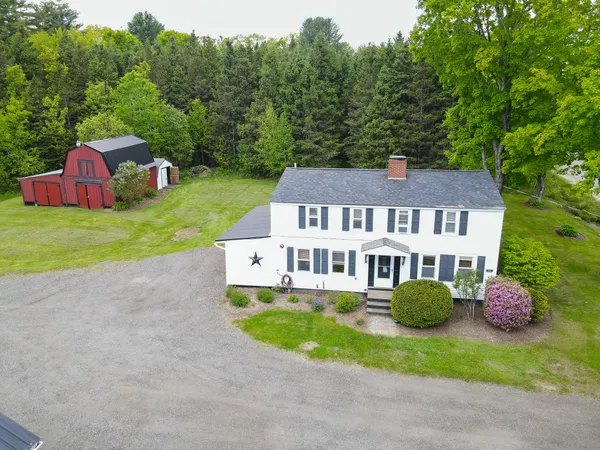 $499,999 | 856 Weeks Mills Road, New Sharon, ME 04955
