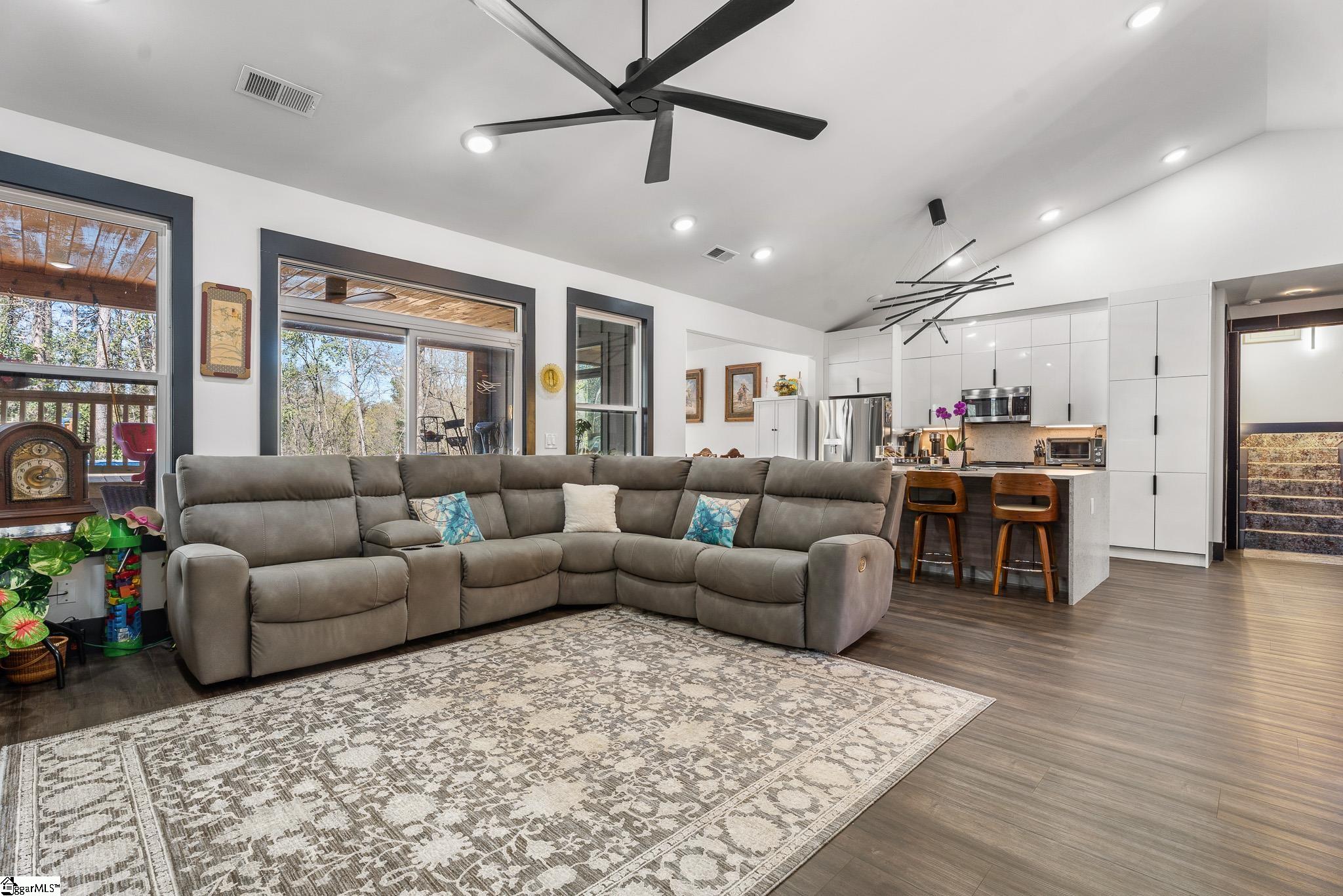 1512 Asbury Park Road Anderson, SC 29625 - Photo 15 of 36