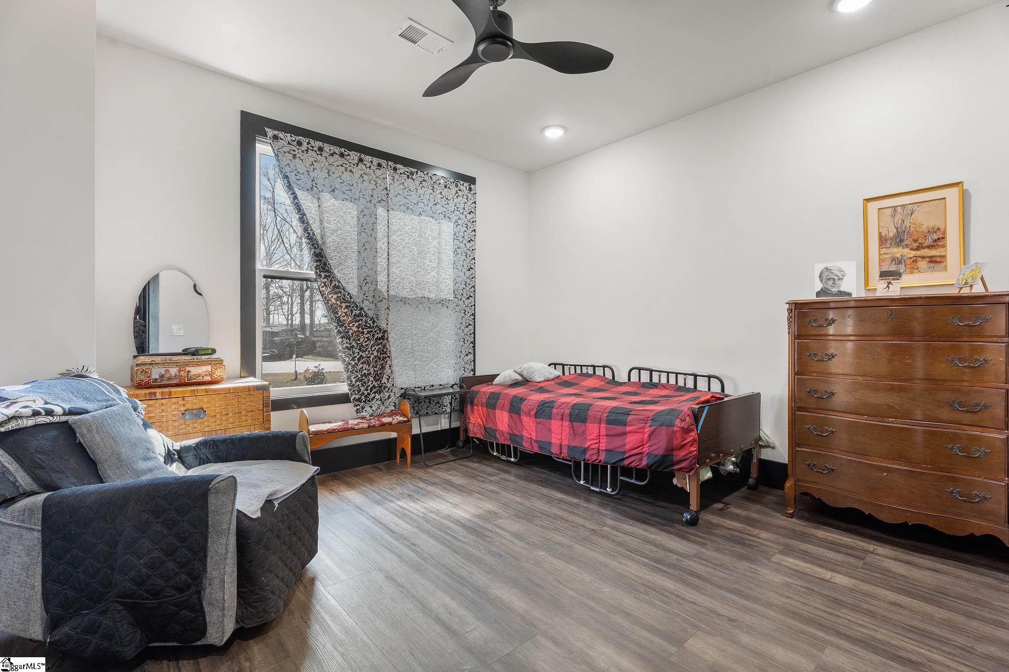 1512 Asbury Park Road Anderson, SC 29625 - Photo 22 of 36