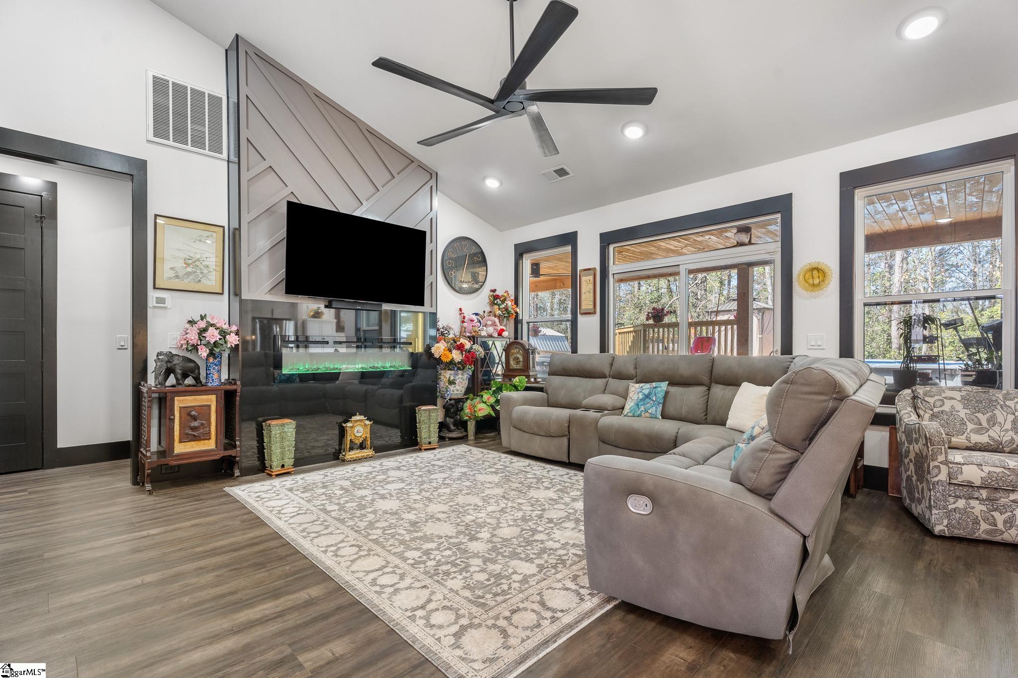 1512 Asbury Park Road Anderson, SC 29625 - Photo 35 of 36