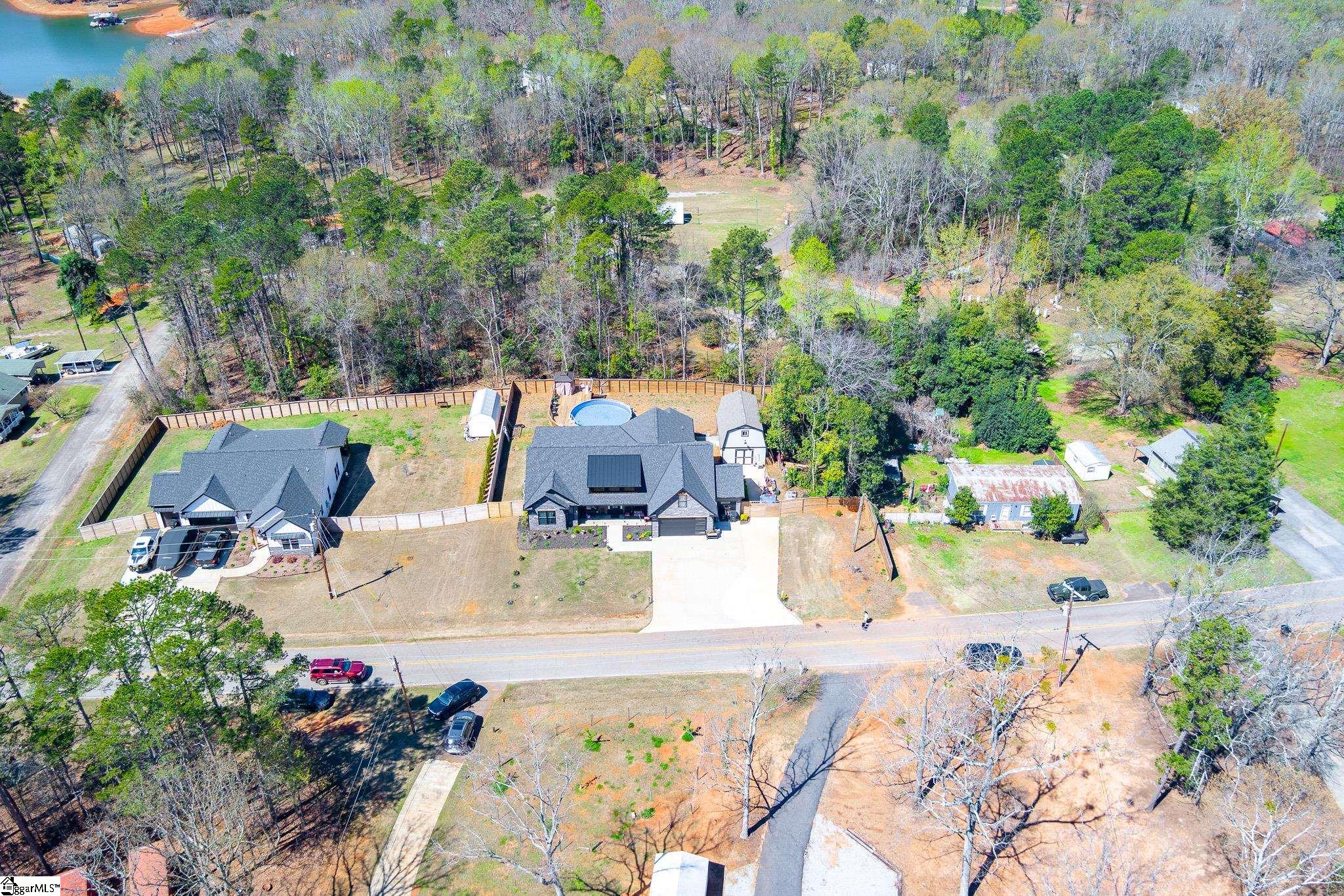 1512 Asbury Park Road Anderson, SC 29625 - Photo 9 of 36