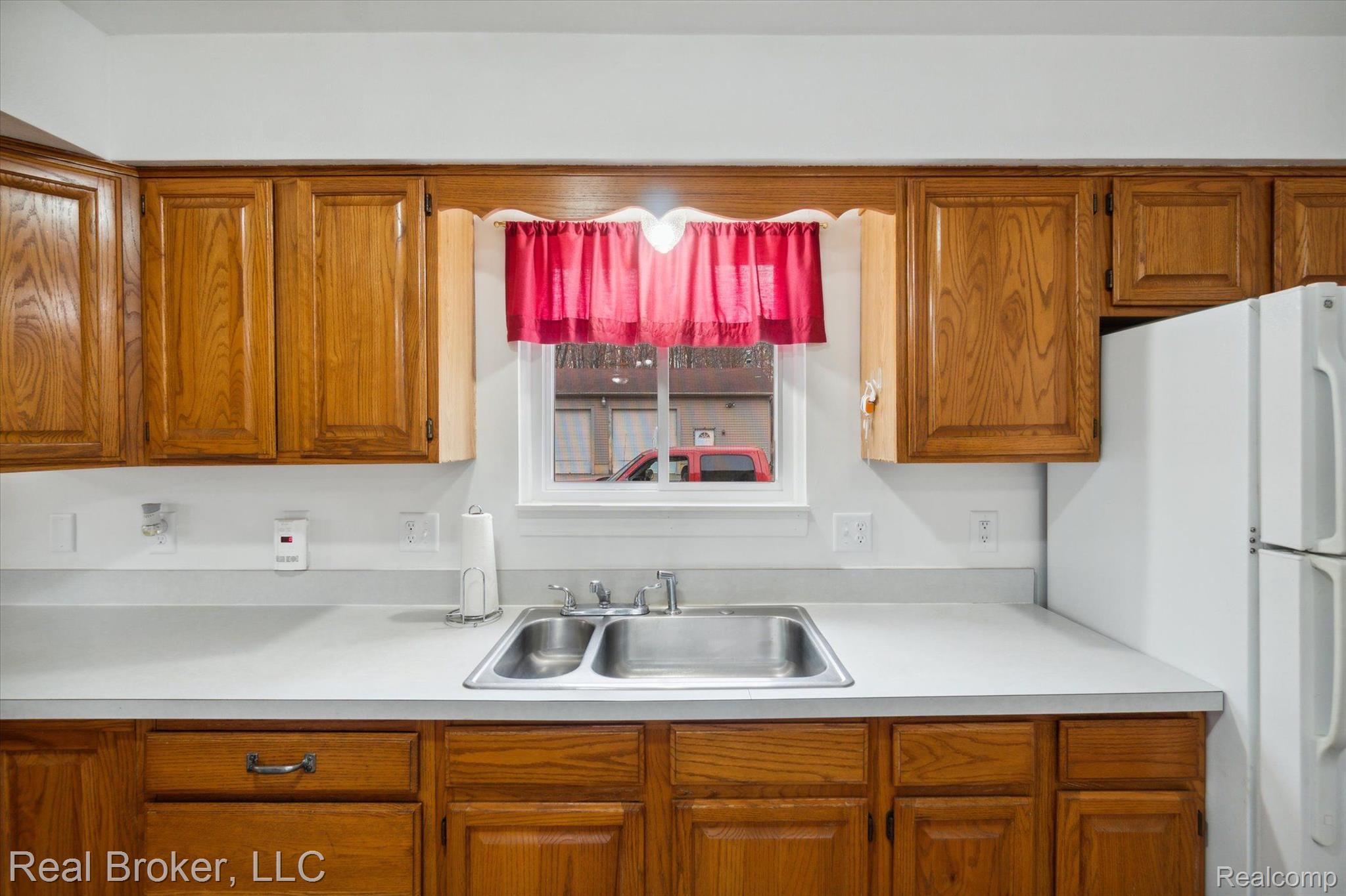 10243 Judd Road Willis, MI 48191 - Photo 14 of 48 Gallery Image 14