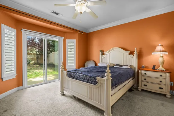 $460,000 | 938 Leisha Lane, Redding, CA 96001