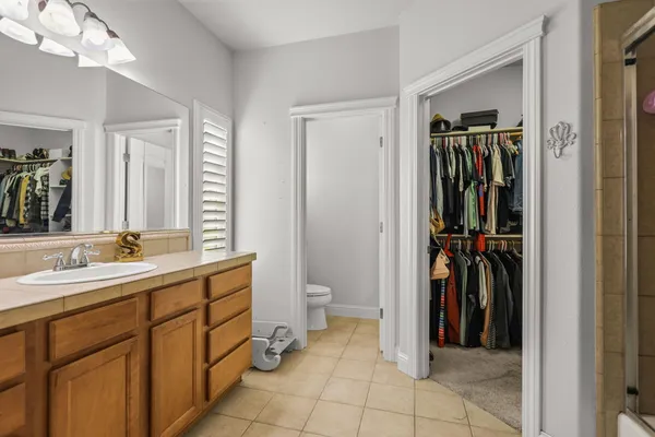 $460,000 | 938 Leisha Lane, Redding, CA 96001