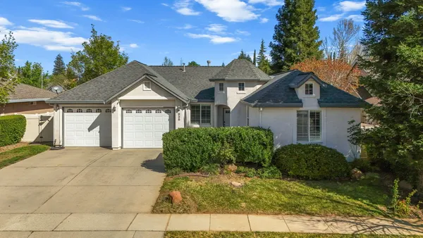 $460,000 | 938 Leisha Lane, Redding, CA 96001