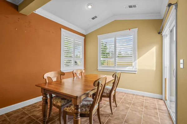 $460,000 | 938 Leisha Lane, Redding, CA 96001