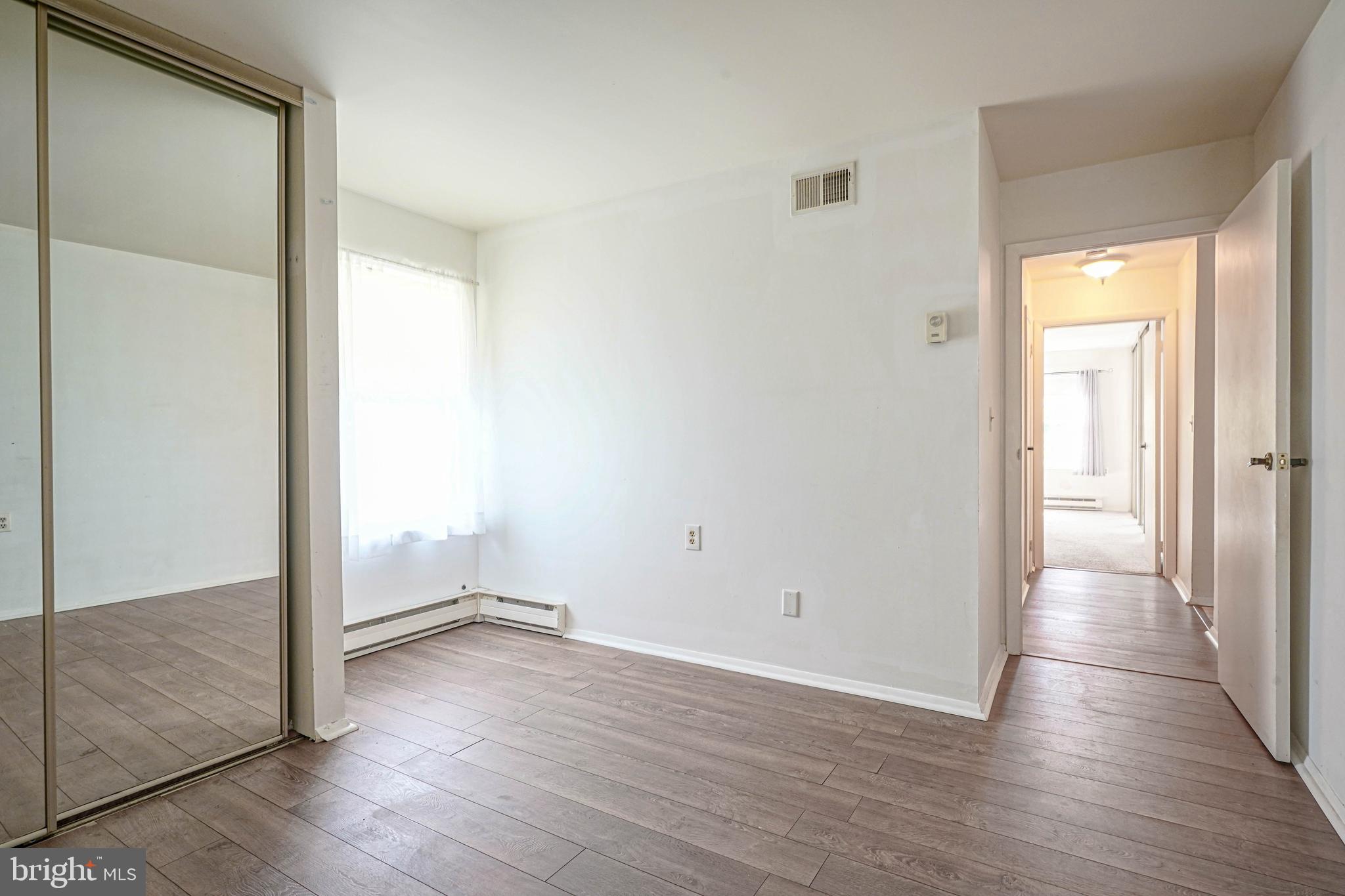 987 Westminster Drive North Southampton, NJ 08088 - Photo 27 of 33