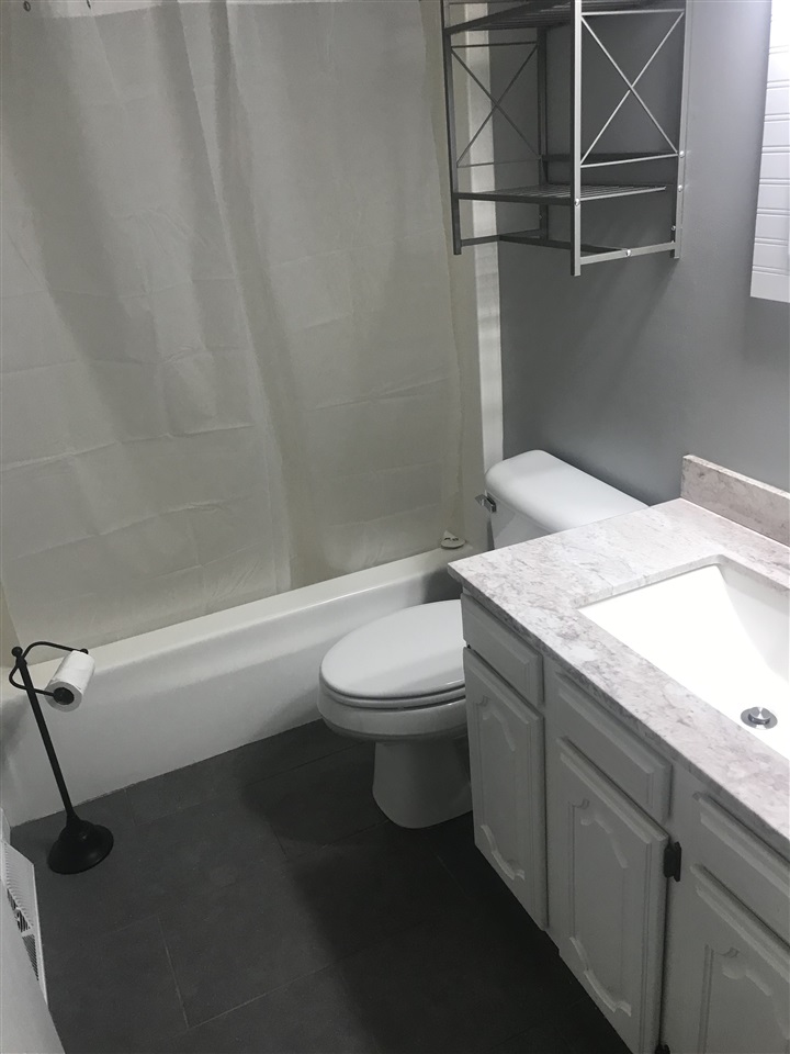 3807 East Hammond Road Traverse City, MI 49686 - Photo 17 of 24 1868813-16.JPG