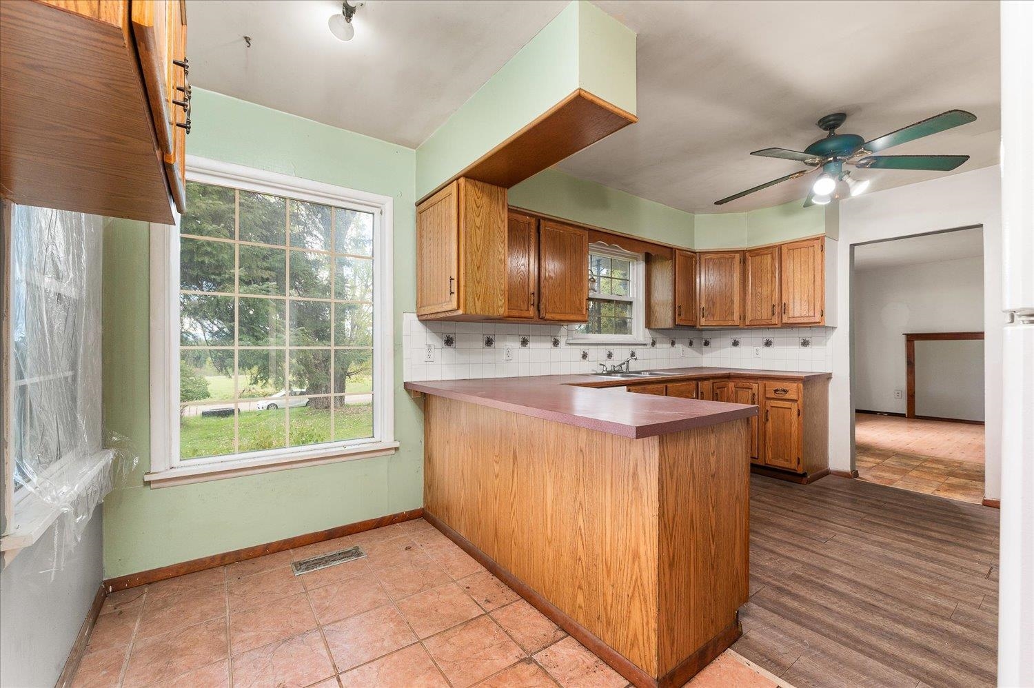 40717 North Perry Road Deer Park, WA 99006 - Photo 5 of 29 Gallery Image 5