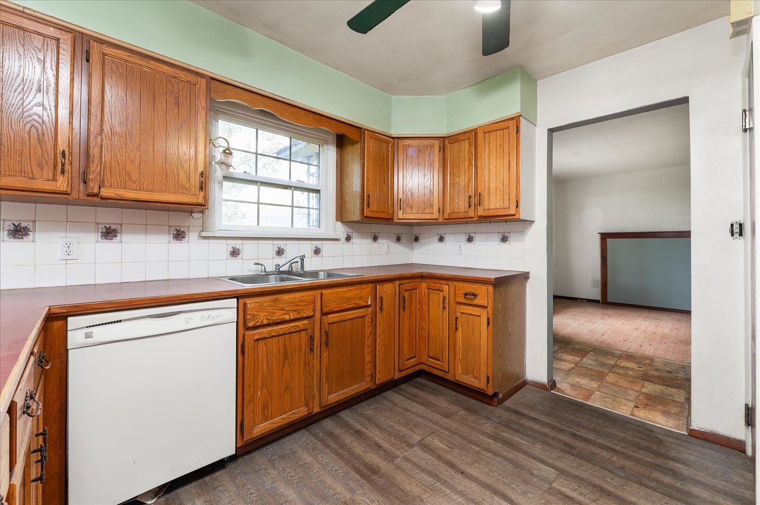 40717 North Perry Road Deer Park, WA 99006 - Photo 6 of 29 Gallery Image 6