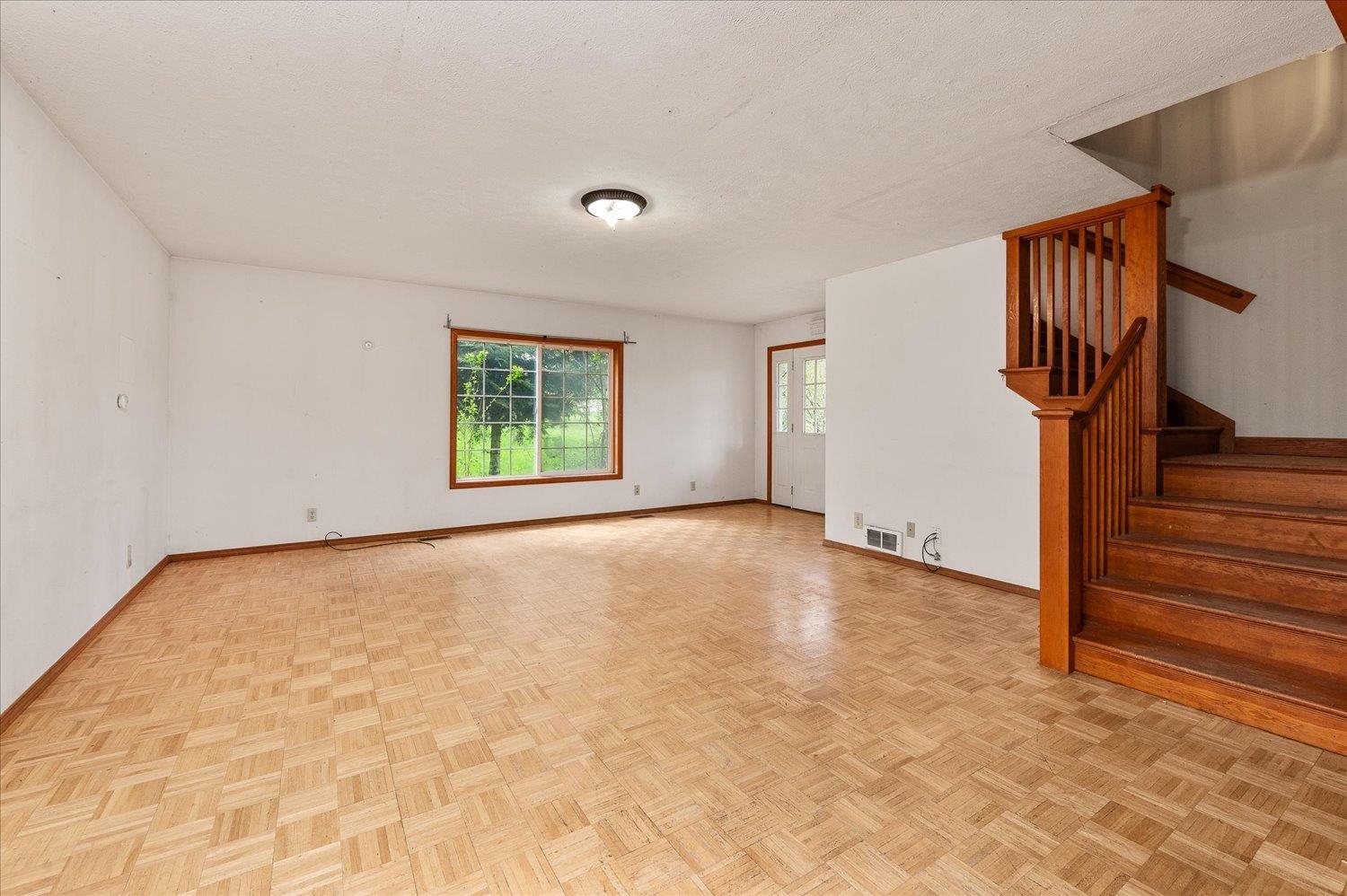 40717 North Perry Road Deer Park, WA 99006 - Photo 8 of 29 Gallery Image 8